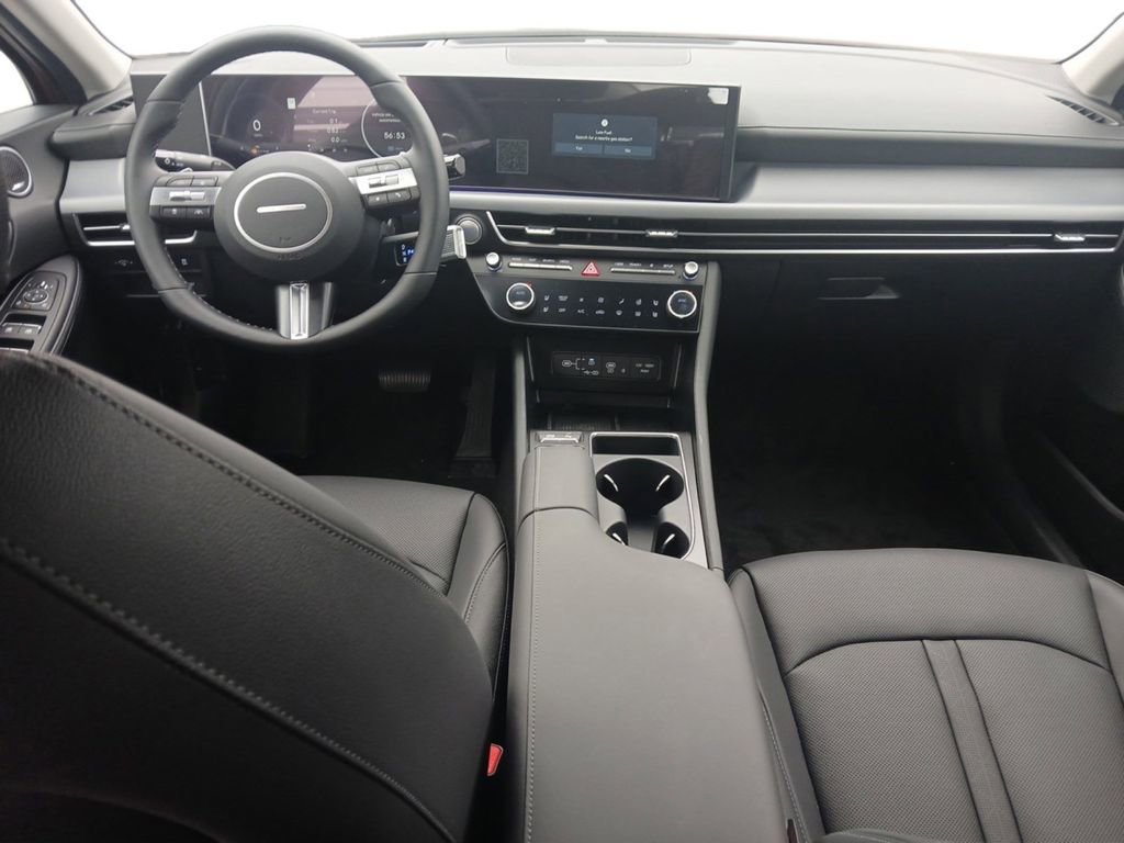 New 2025 Hyundai Sonata Limited image 10