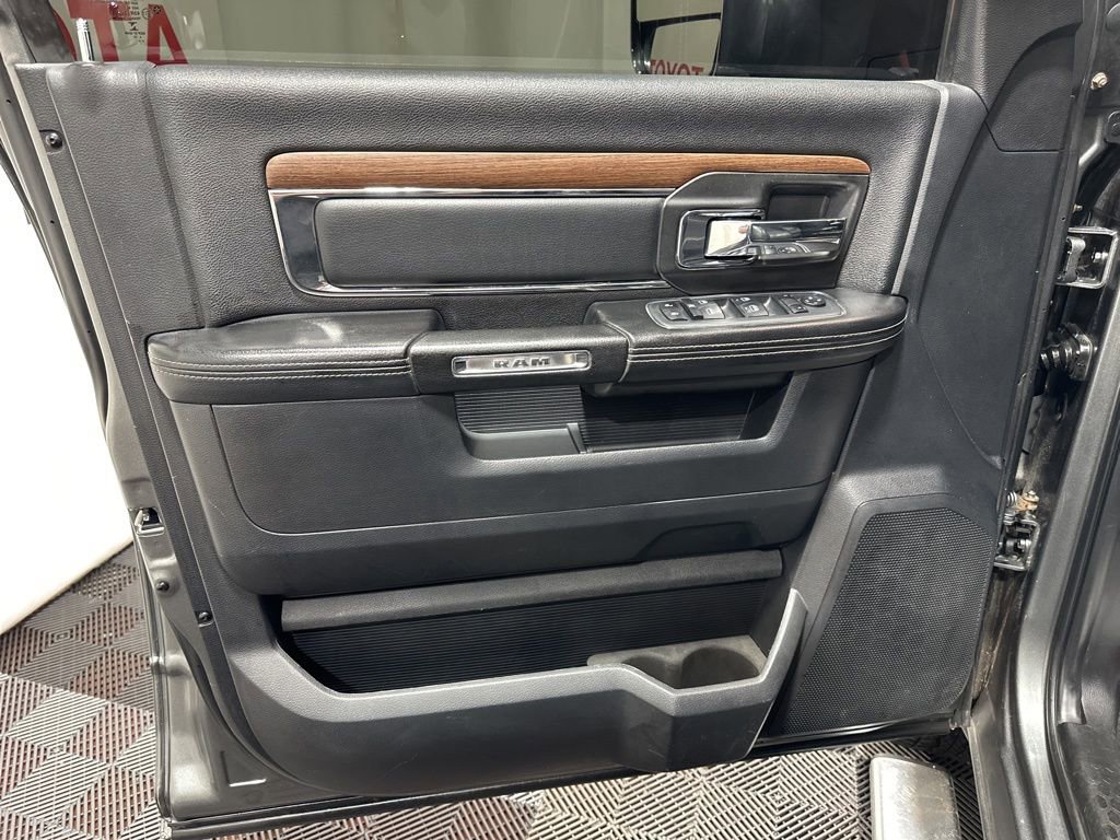 Used 2013 RAM 2500 Laramie w/ Convenience Group image 20