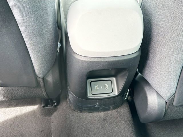 New 2026 Hyundai Elantra Limited image 27