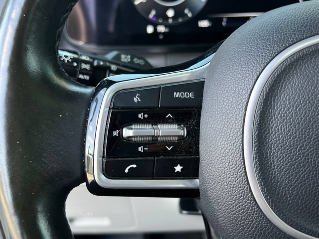 Used 2022 Kia Carnival SX Prestige FWD image 42