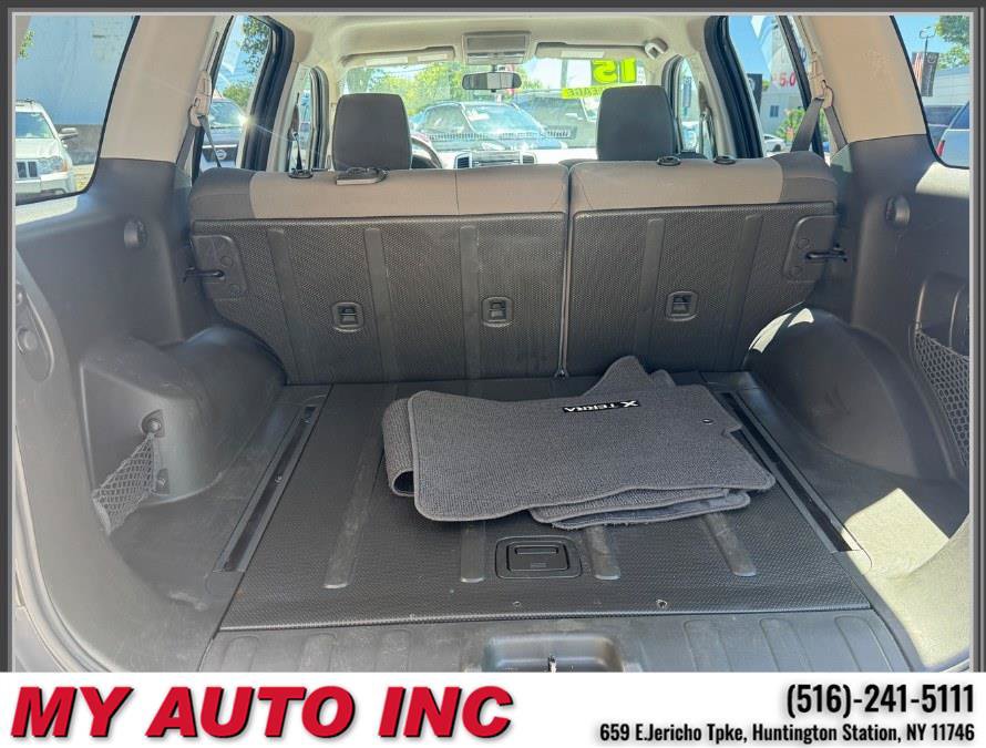 Used 2015 Nissan Xterra 4WD image 29
