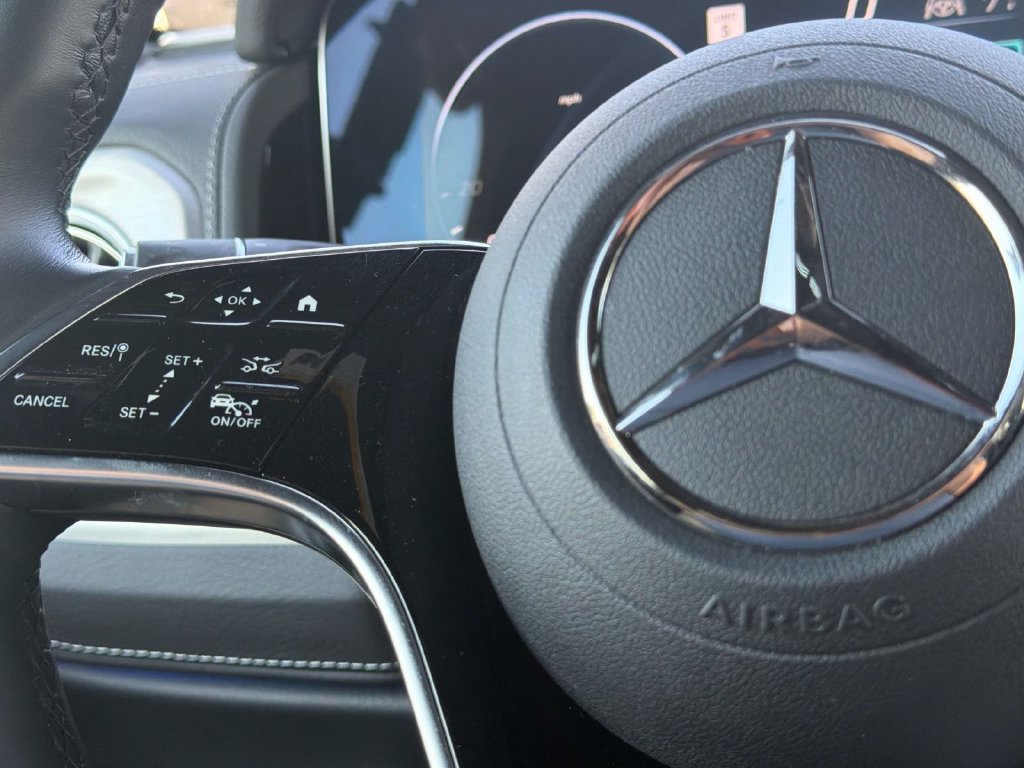 Used 2025 Mercedes-Benz G 550 image 21