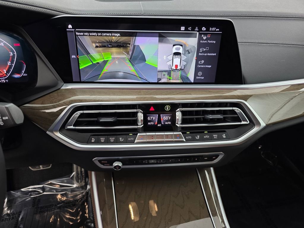 Used 2021 BMW X5 M50i w/ Executive Package image 23