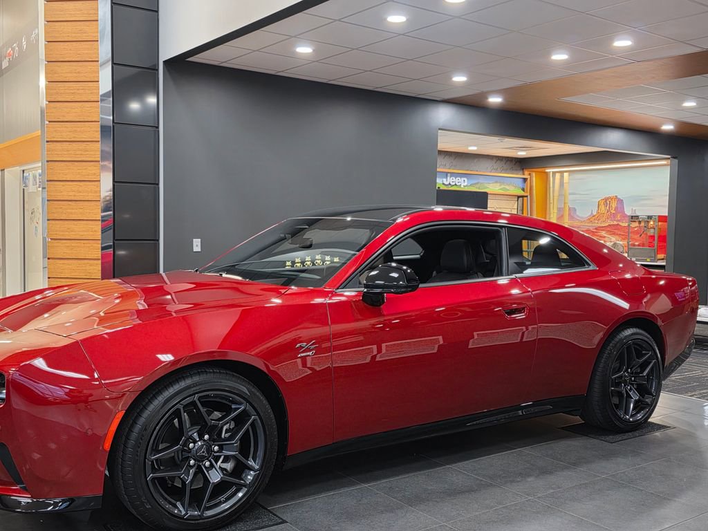 Used 2024 Dodge Charger R/T w/ Plus Group image 6