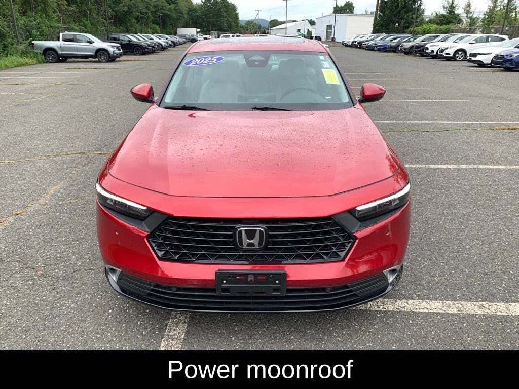 Used 2025 Honda Accord Touring image 8