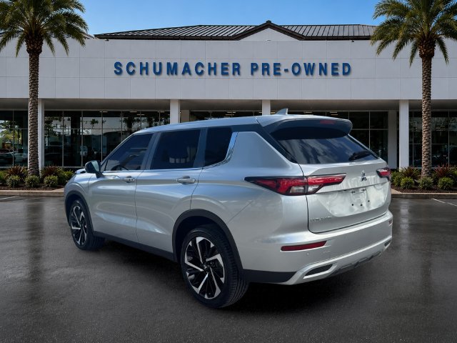 Used 2023 Mitsubishi Outlander SE AWD/4WD image 5