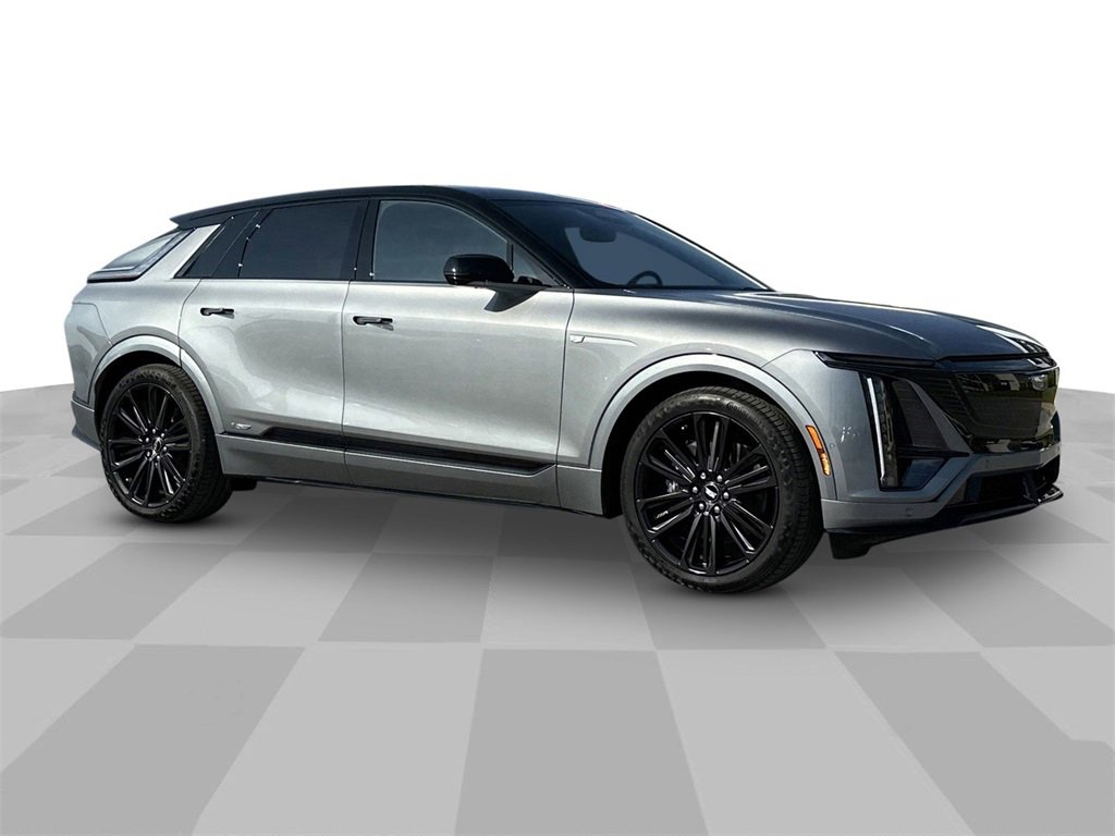 New 2026 Cadillac Lyriq V image 9