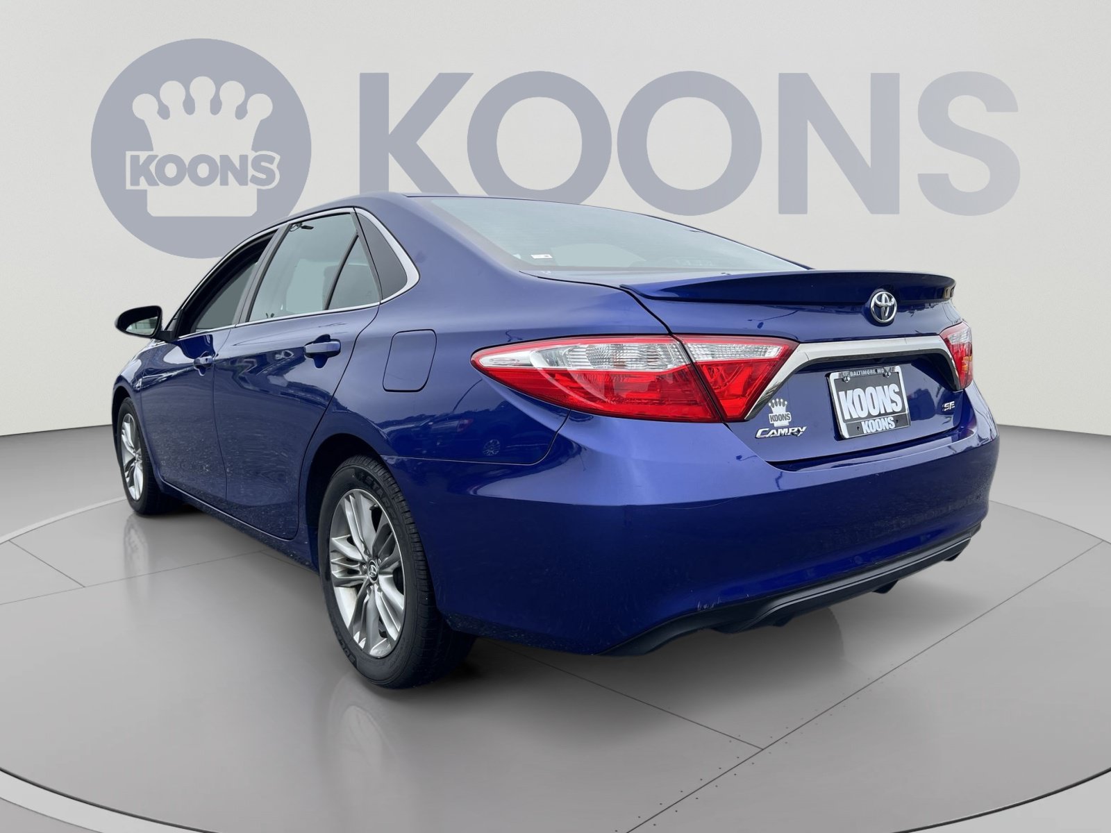 Used 2016 Toyota Camry SE FWD image 4