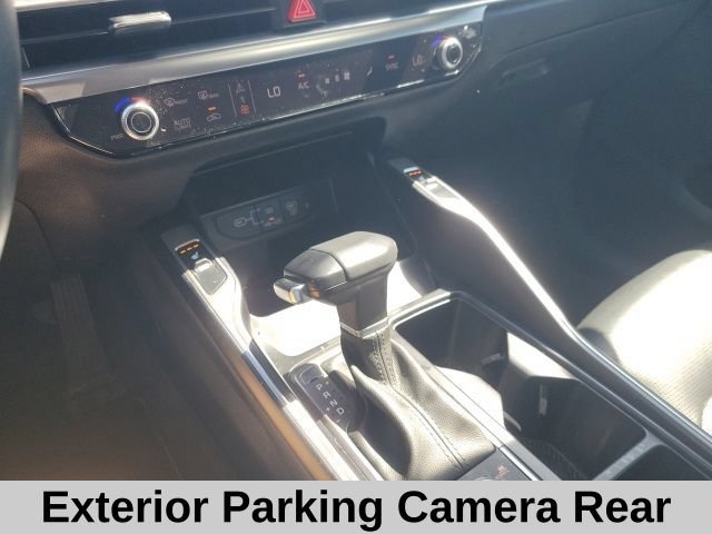 Used 2024 Kia Sorento S AWD/4WD image 7