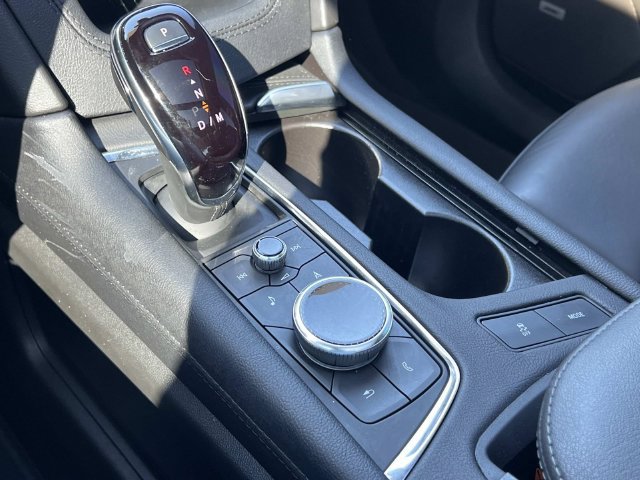Certified 2024 Cadillac XT6 Premium Luxury AWD/4WD image 27