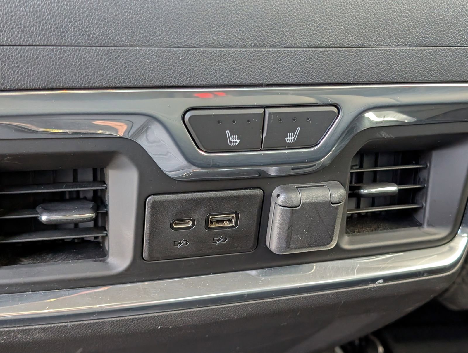 Used 2020 GMC Sierra 1500 SLT w/ SLT Premium Plus Package image 17