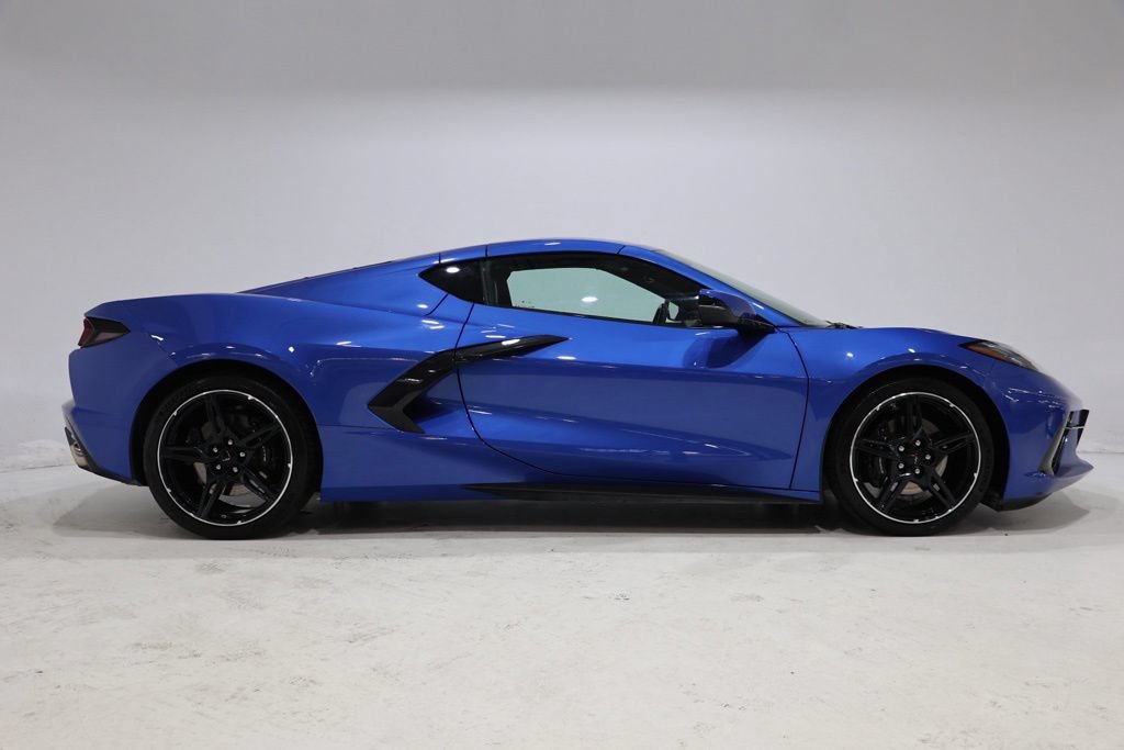 Used 2020 Chevrolet Corvette Stingray Coupe RWD image 11