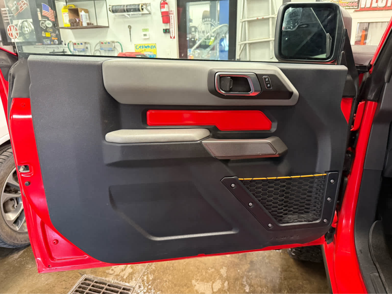 Used 2023 Ford Bronco Badlands AWD/4WD image 19