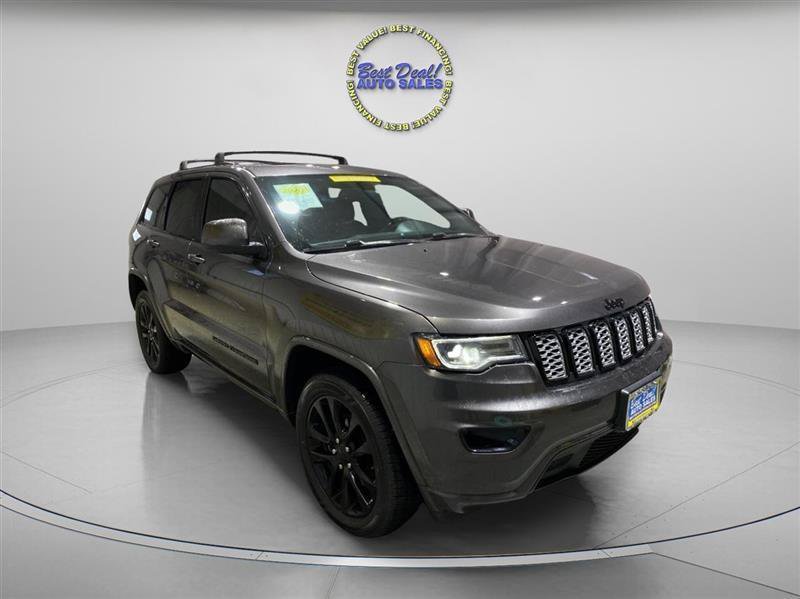 Used 2020 Jeep Grand Cherokee Altitude AWD/4WD image 7