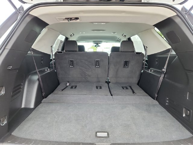 Used 2020 Chevrolet Traverse LS FWD image 33