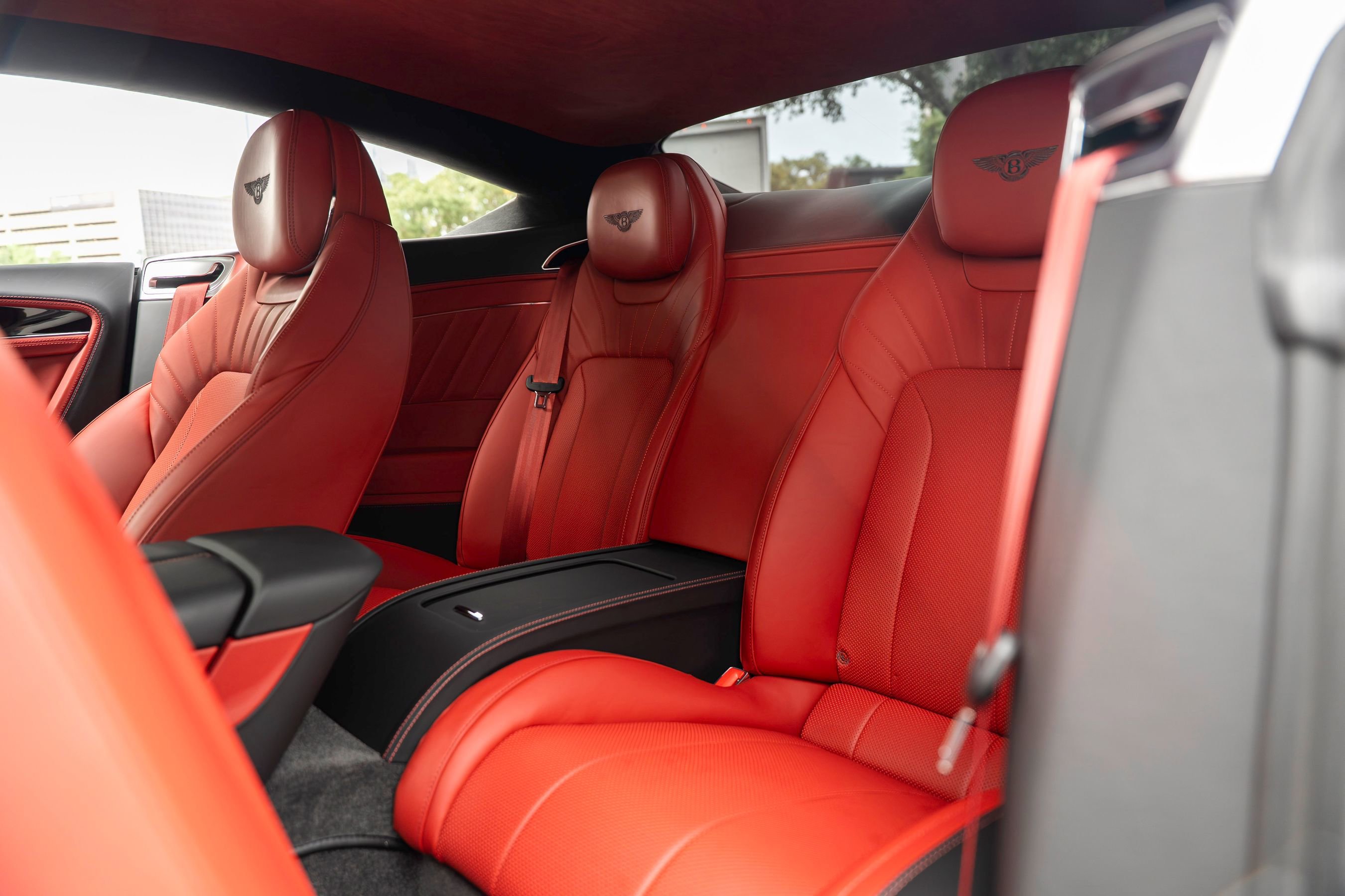 Used 2024 Bentley Continental GT AWD/4WD image 10