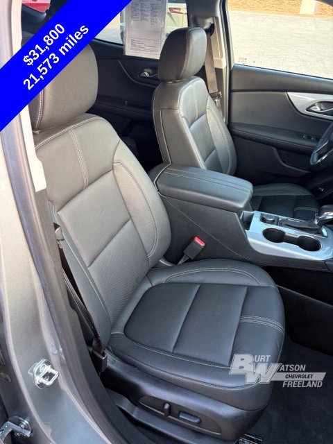 Used 2024 Chevrolet Blazer LT w/ Midnight/Sport Edition AWD/4WD image 33