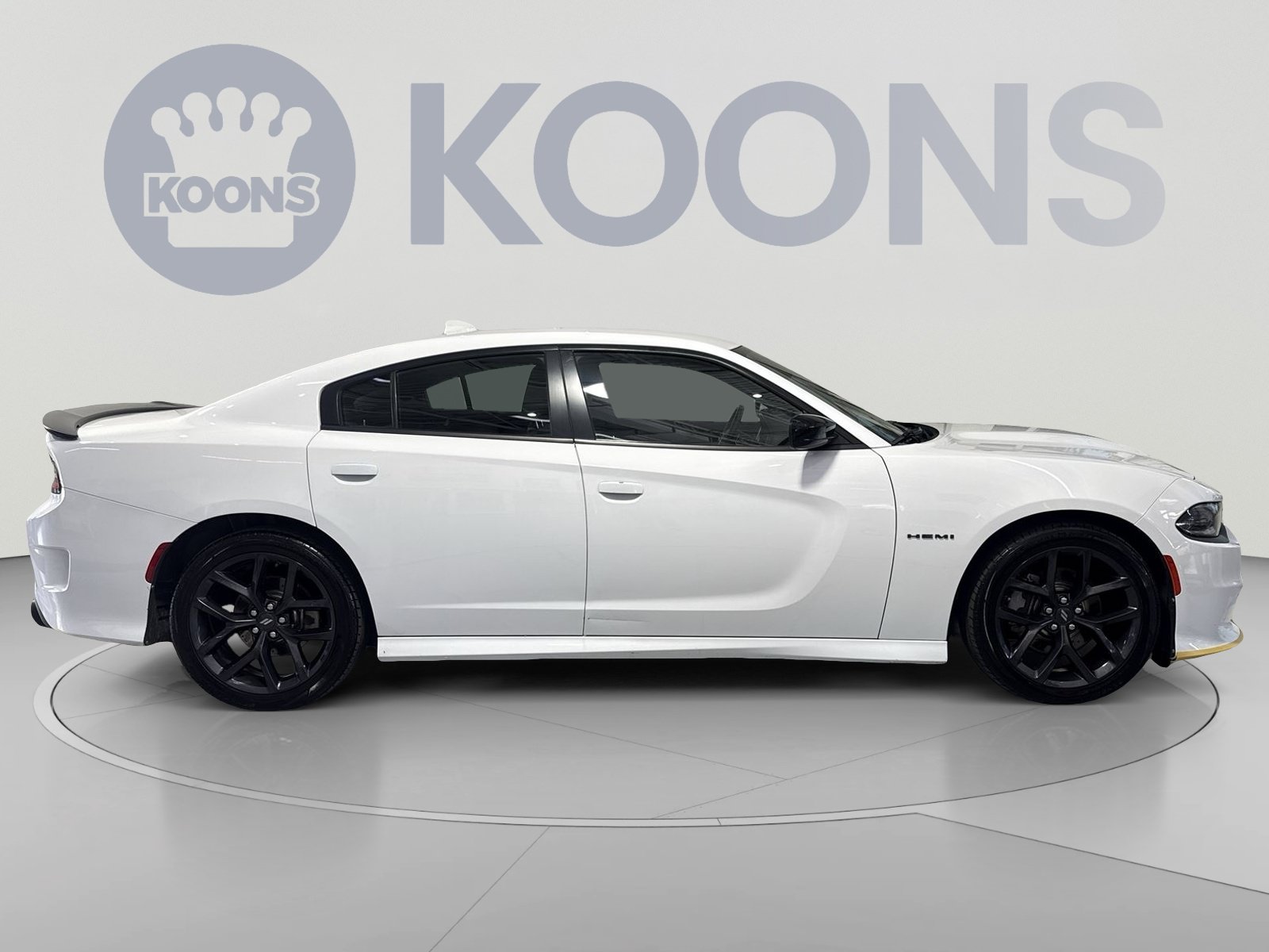 Used 2022 Dodge Charger R/T w/ Blacktop Package RWD image 12