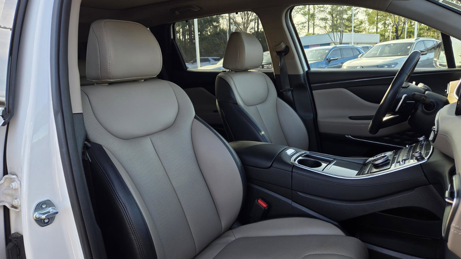 Used 2023 Hyundai Santa Fe SEL w/ Premium Package image 43