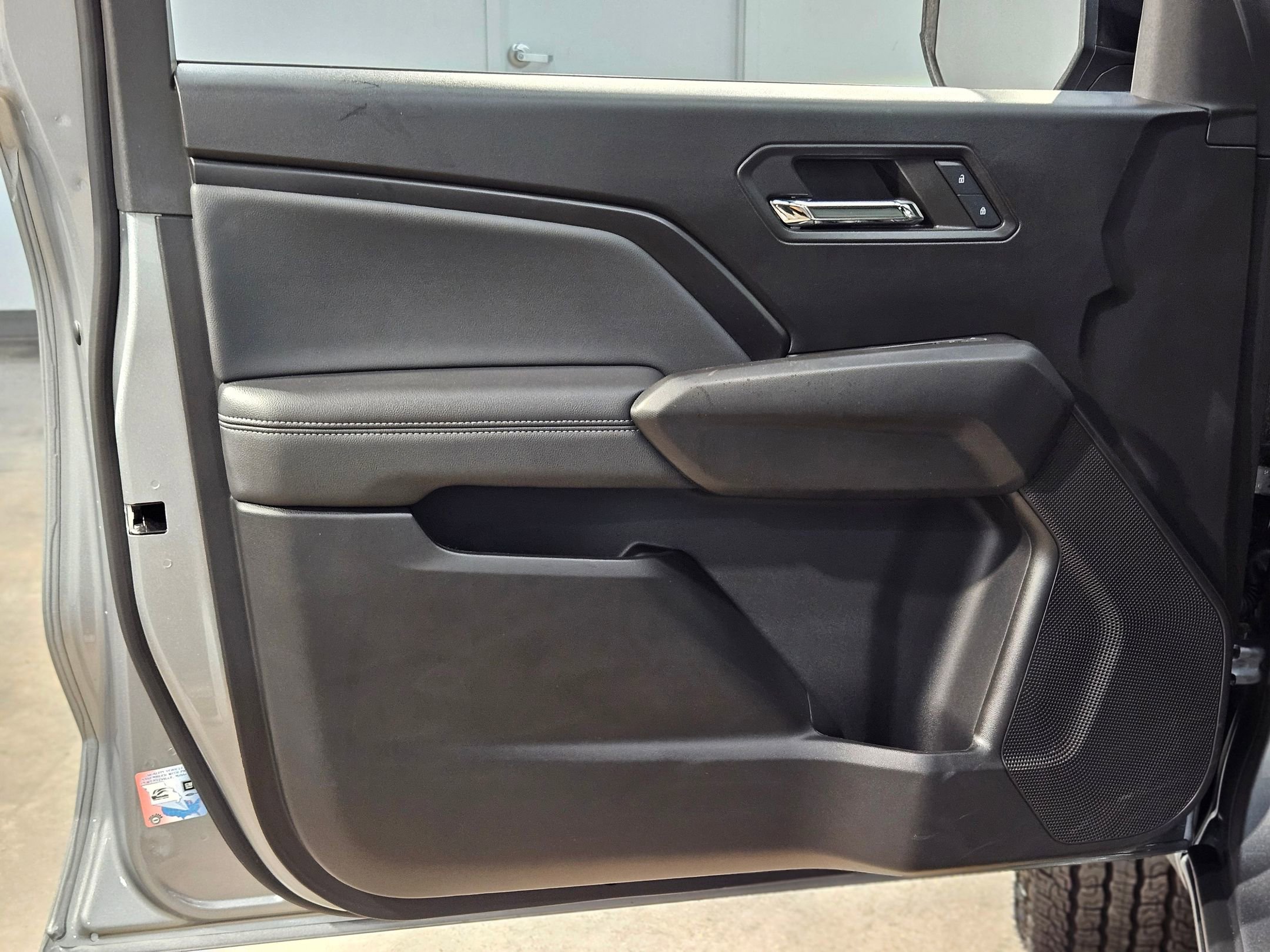 Used 2024 GMC Canyon Elevation w/ Elevation Premium Package image 20