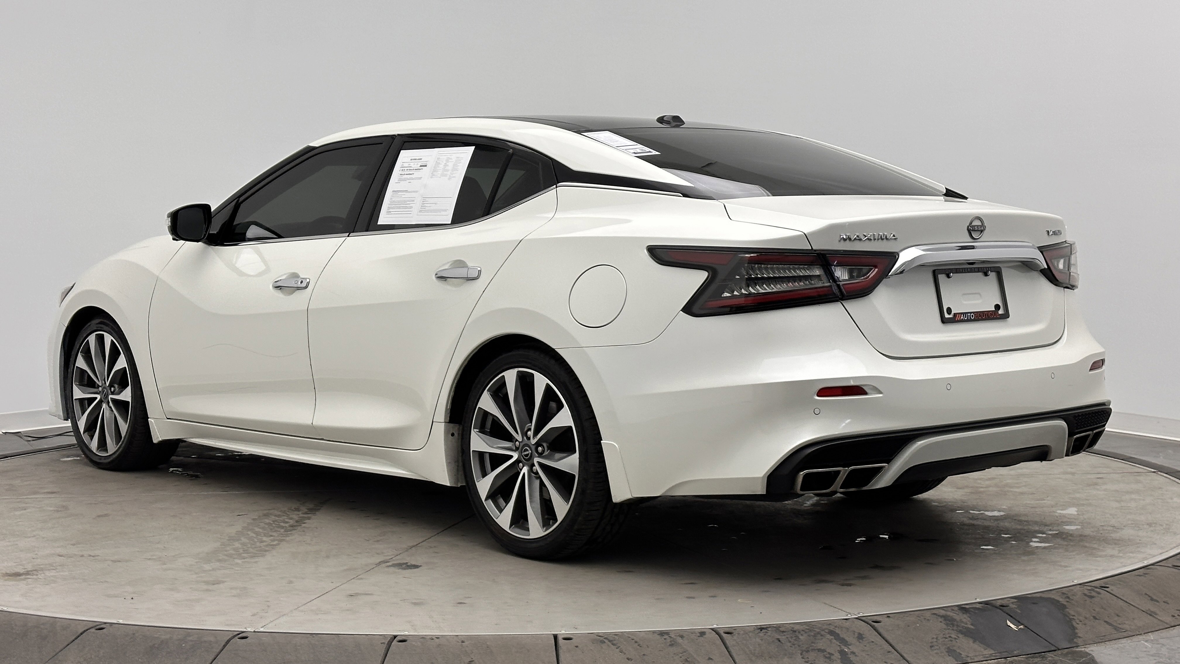 Used 2023 Nissan Maxima Platinum w/ Sport Mat Group FWD image 6