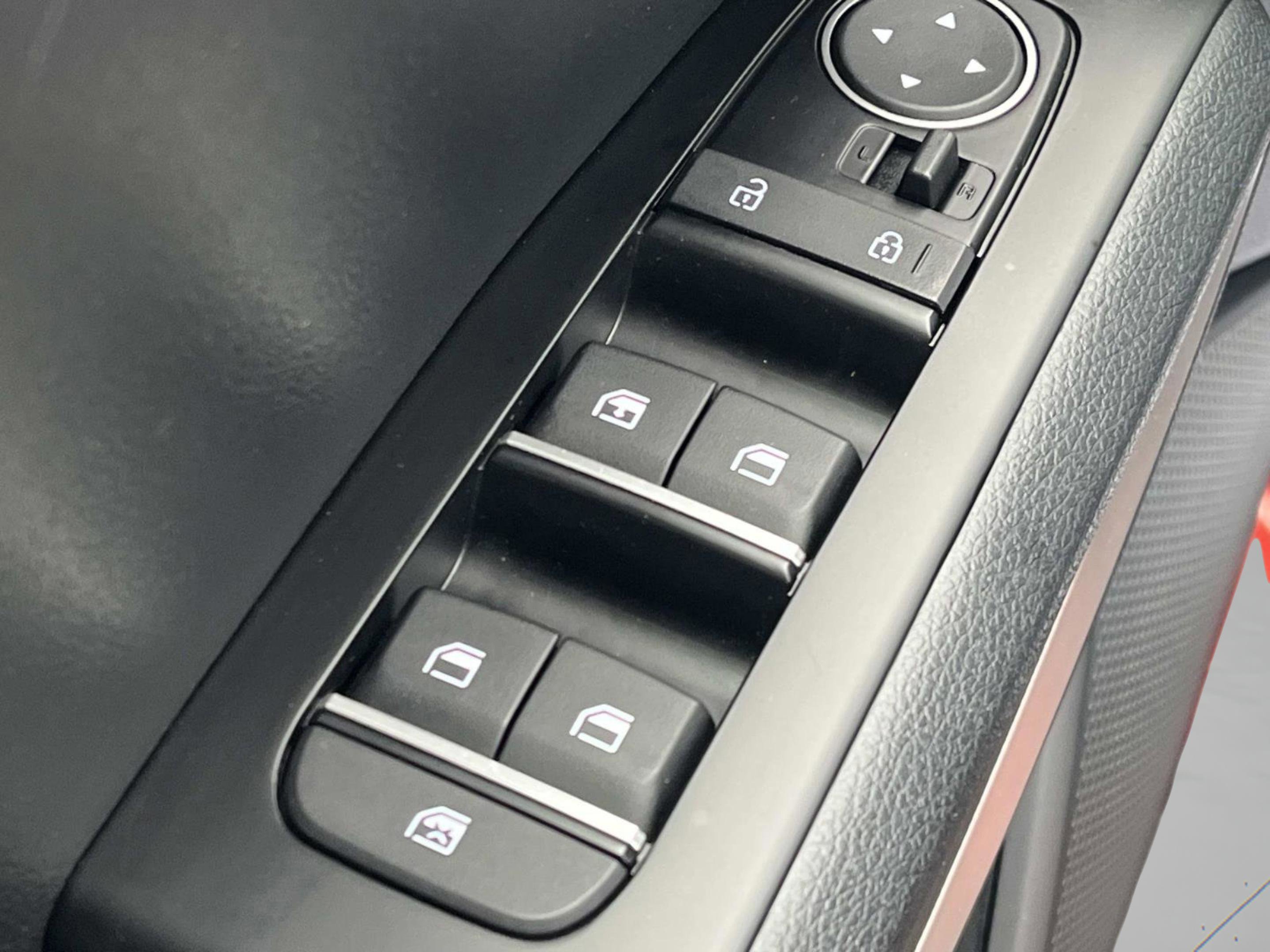 Used 2022 Kia Soul LX image 37