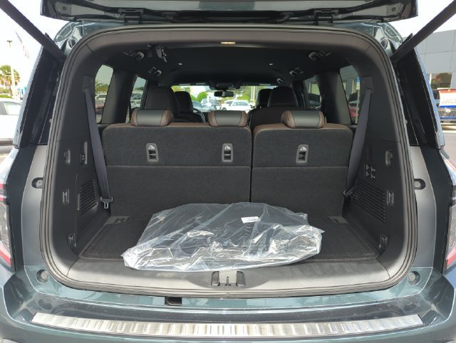 New 2026 Nissan Armada SL w/ Captain's Chari Seat Package AWD/4WD image 19