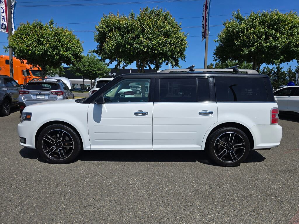 Used 2015 Ford Flex Limited w/ Limited Appearance Package AWD/4WD image 2