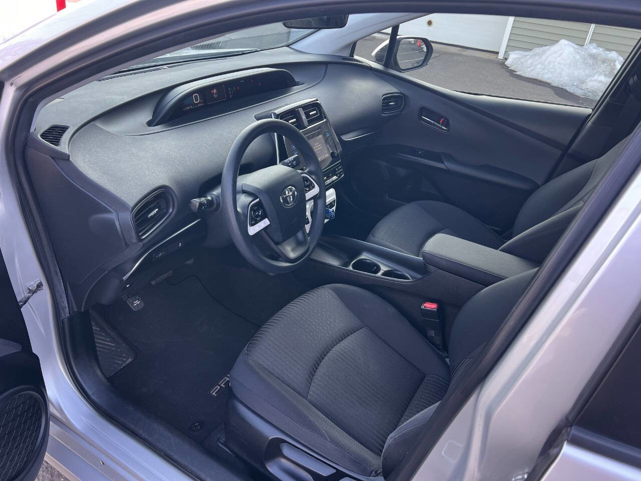 Used 2016 Toyota Prius Two image 25