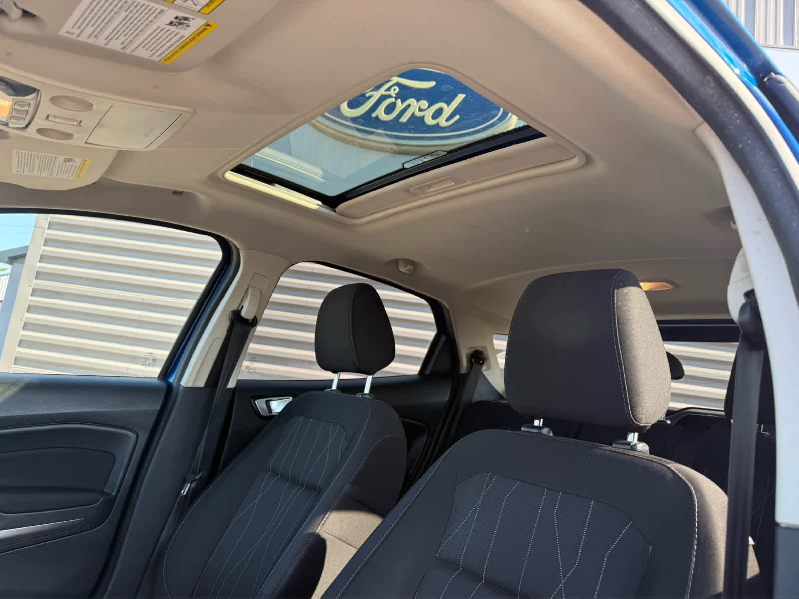 Used 2019 Ford EcoSport SE w/ SE Convenience Package AWD/4WD image 17