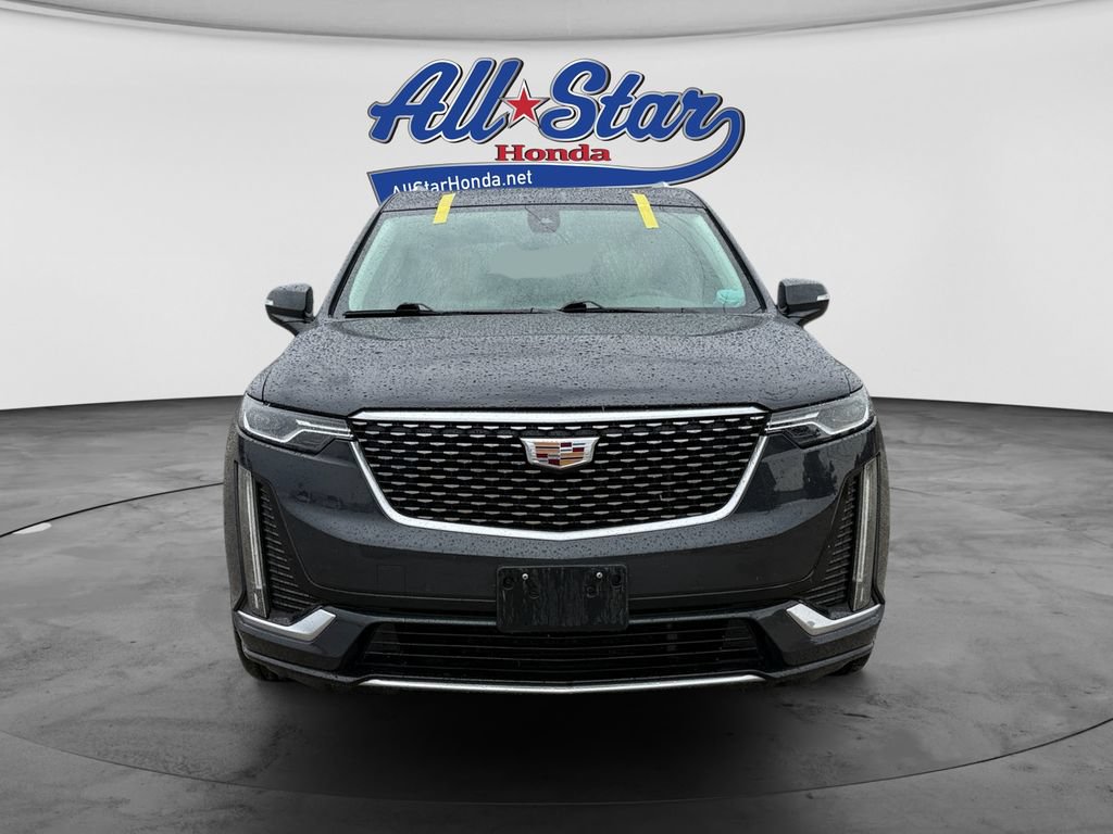Used 2021 Cadillac XT6 Premium Luxury FWD image 2