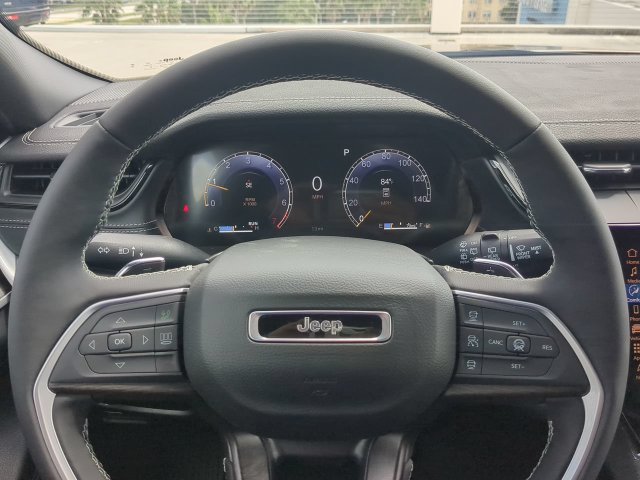 New 2027 Jeep Grand Cherokee L Limited RWD image 34