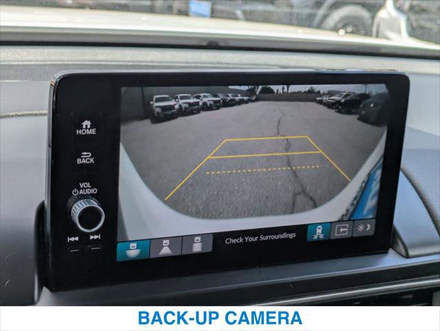 Certified 2025 Honda Pilot Touring image 18