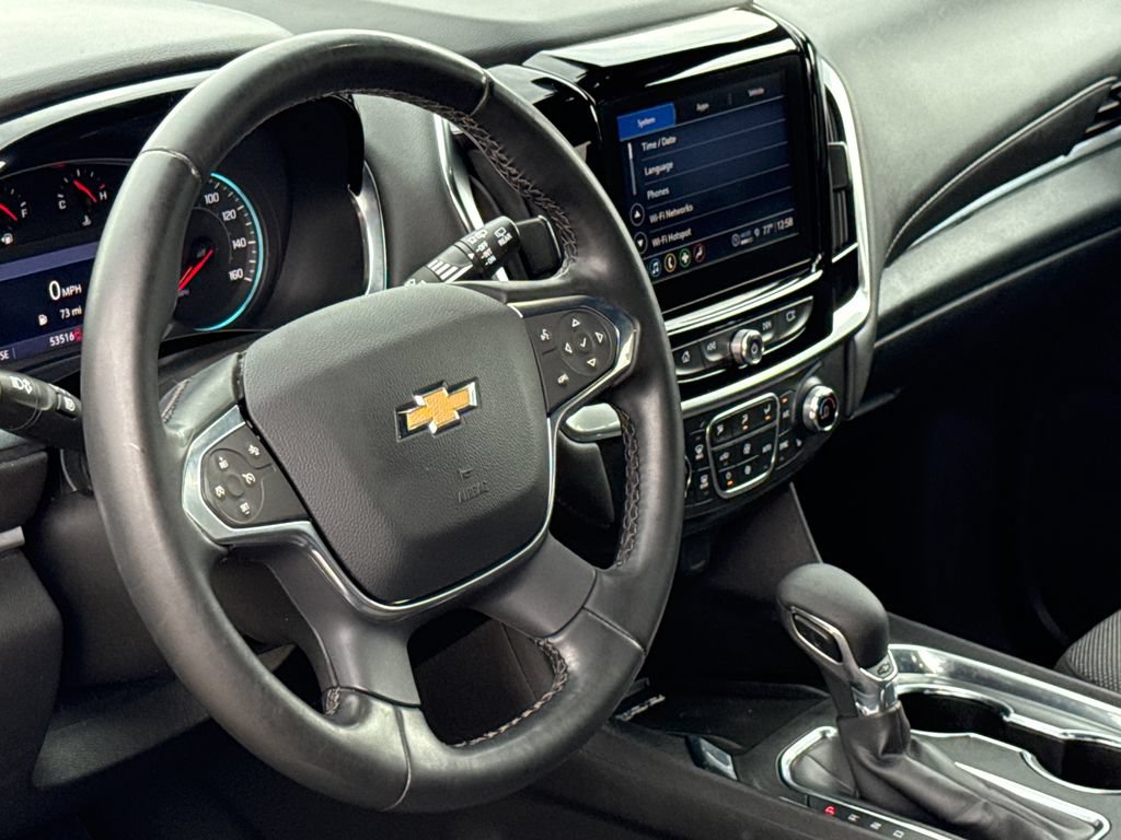 Used 2023 Chevrolet Traverse LT AWD/4WD image 19