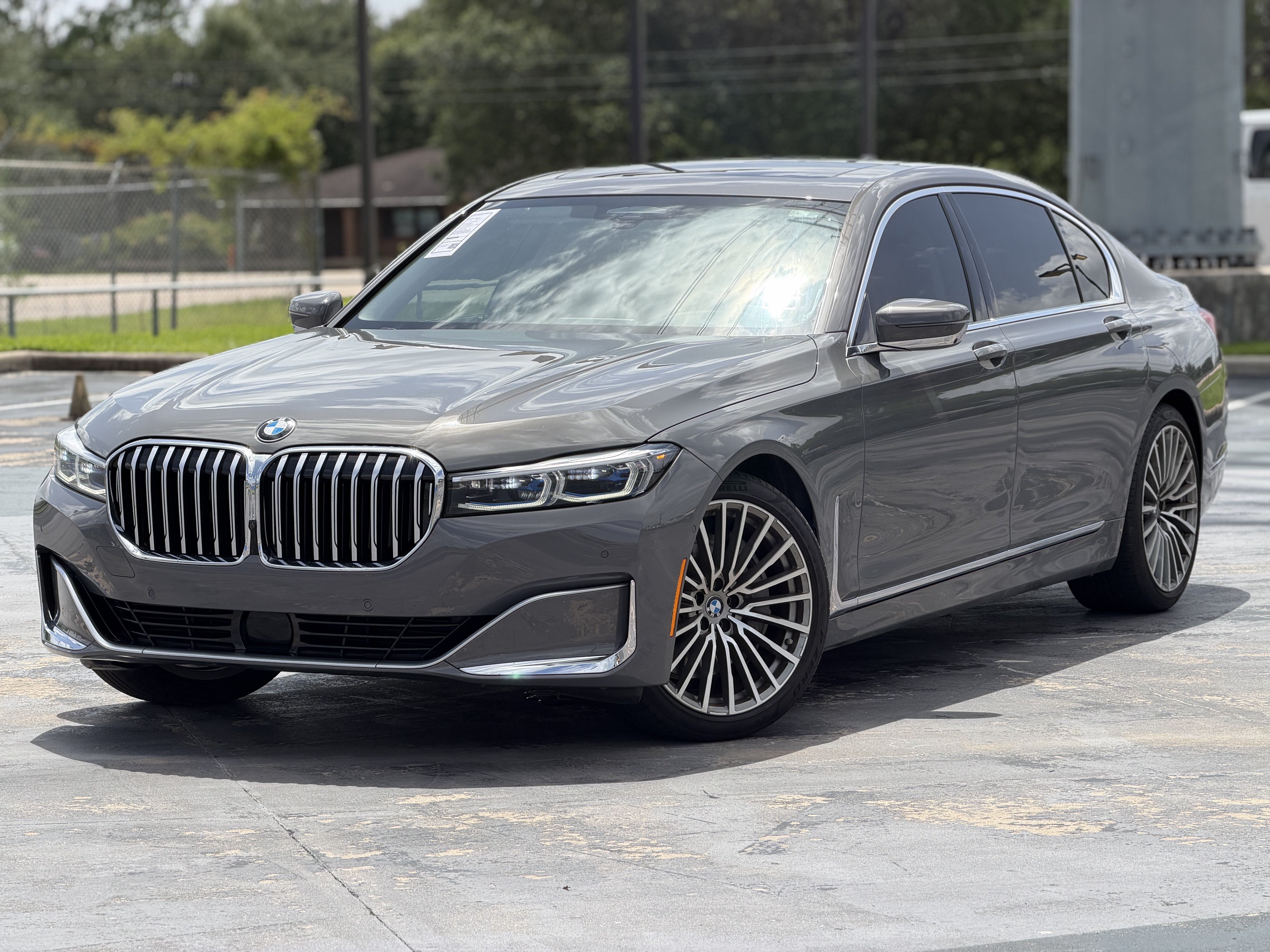 Used 2020 BMW 750i xDrive w/ Executive Package AWD/4WD image 5