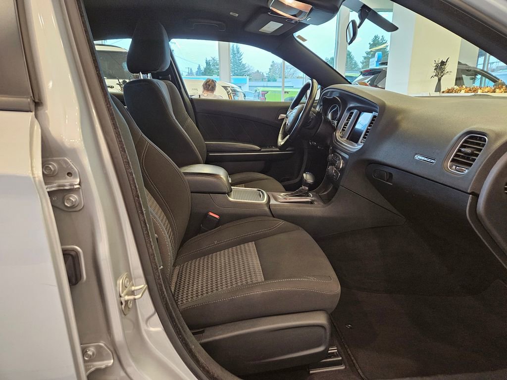 Used 2023 Dodge Charger SXT image 25