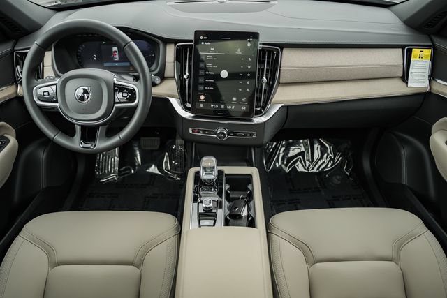 New 2026 Volvo XC90 T8 Plus w/ Protection Package Premier AWD/4WD image 20
