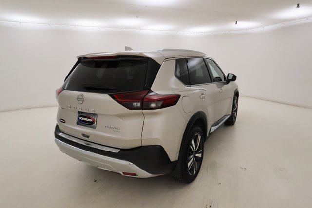 Used 2022 Nissan Rogue Platinum w/ Head-Up Display Package image 3