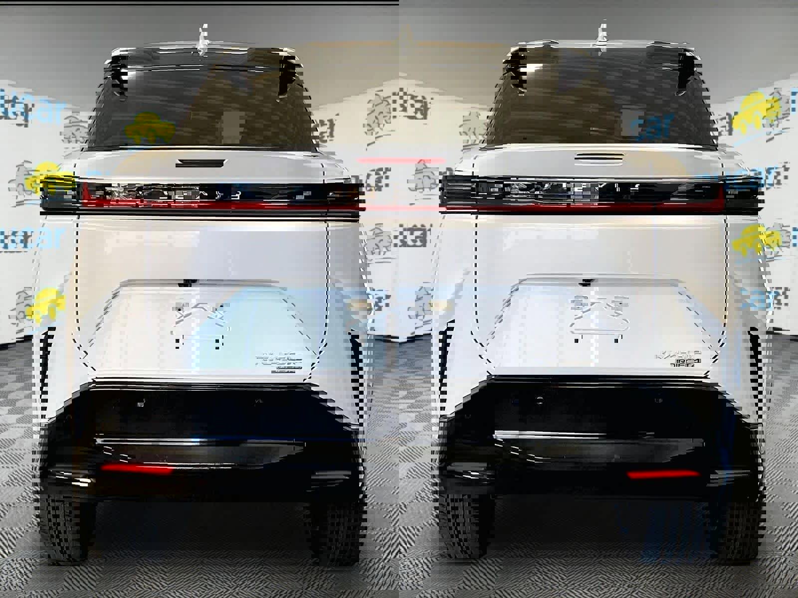 Used 2023 Lexus RZ 450e Premium w/ Accessory Package (2T) AWD/4WD image 5