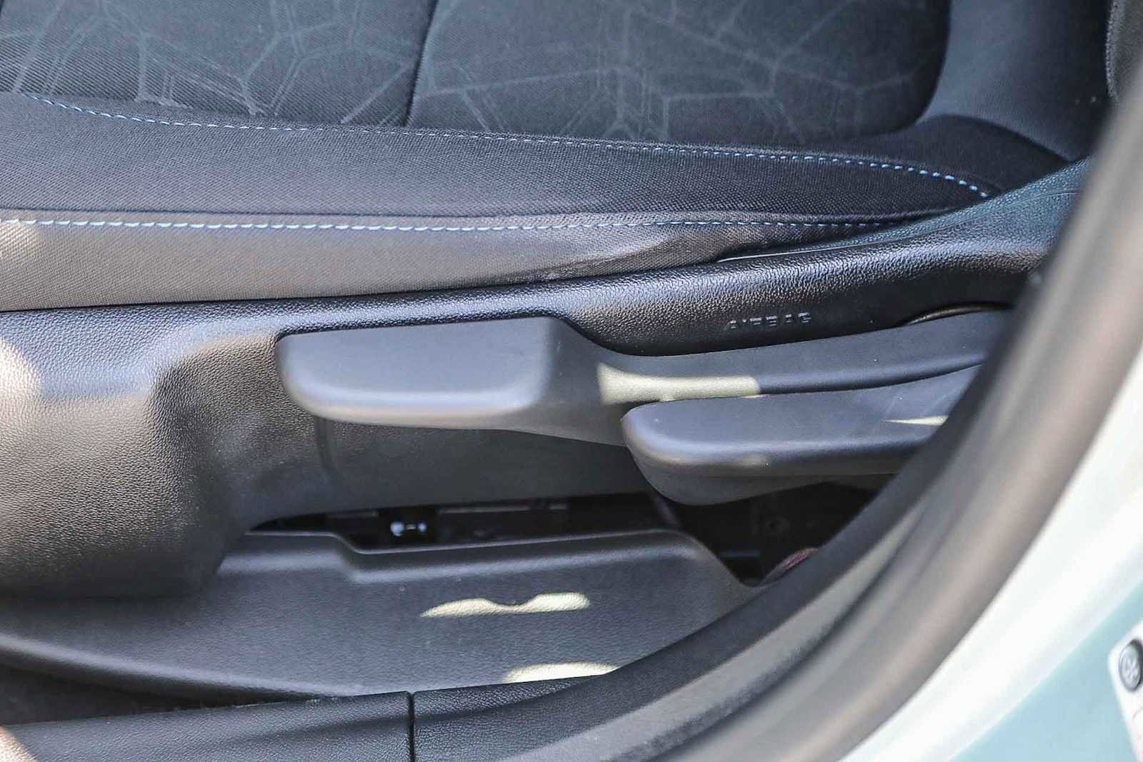 Used 2018 Chevrolet Volt LT FWD image 19