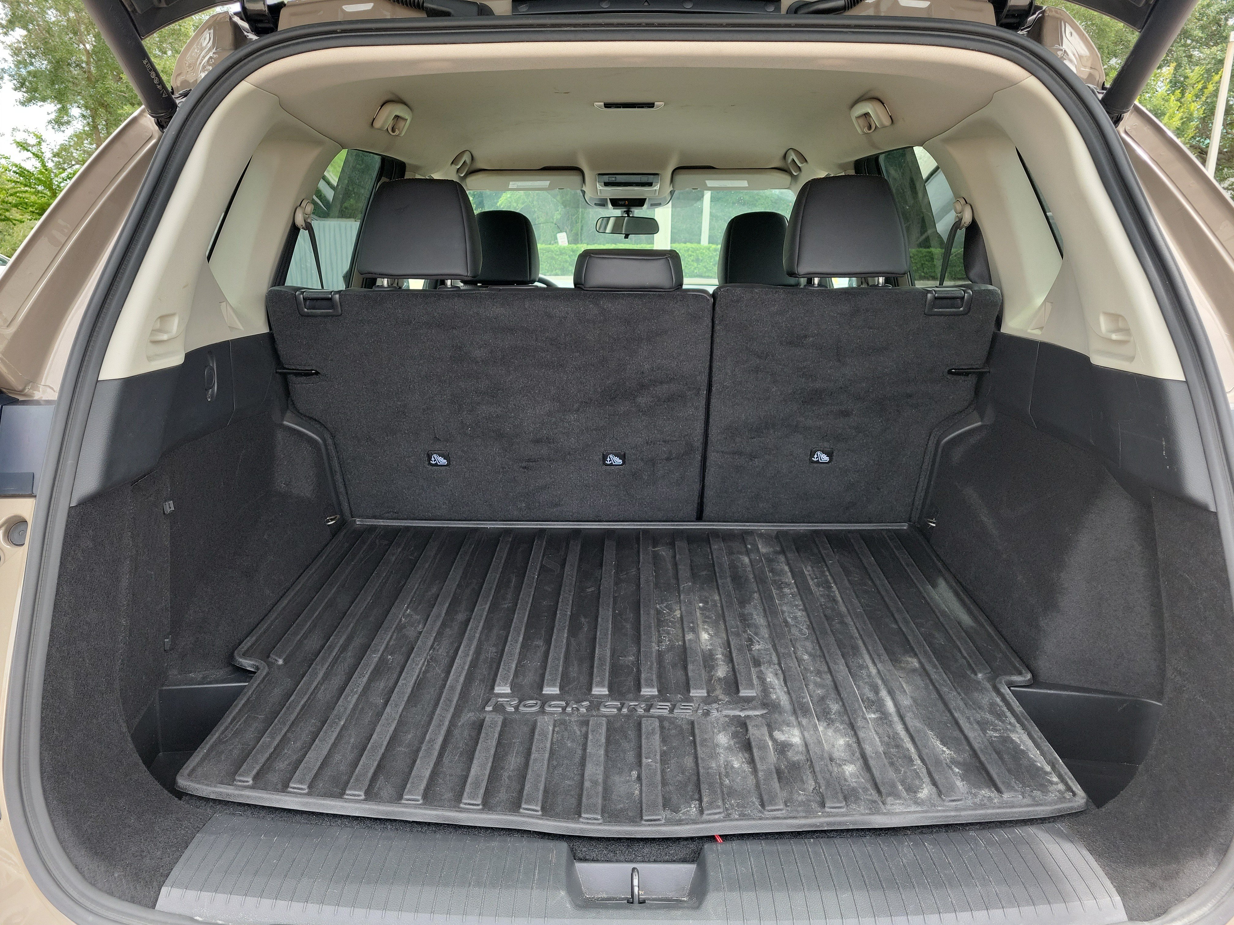 Certified 2025 Nissan Rogue SV AWD/4WD image 12