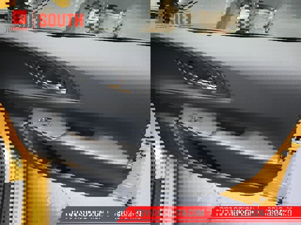 New 2026 Toyota Prius Plug-In Hybrid image 38