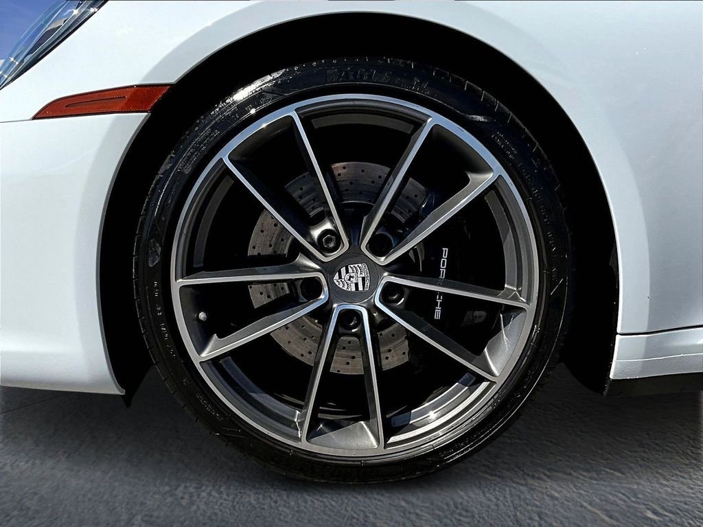 Certified 2020 Porsche 911 Carrera S RWD image 11