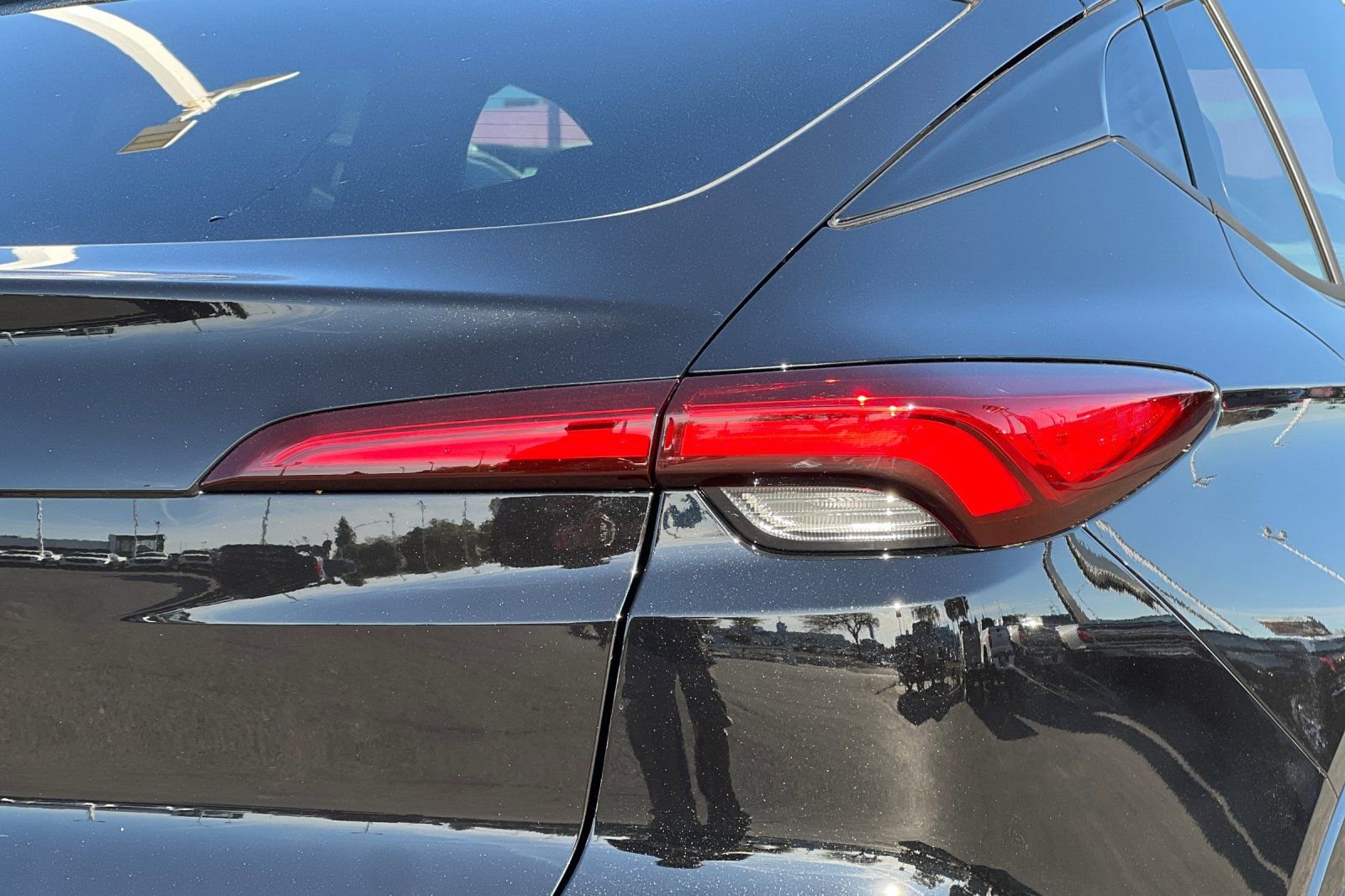 New 2026 Buick Envista Sport Touring w/ Convenience I Package FWD image 7