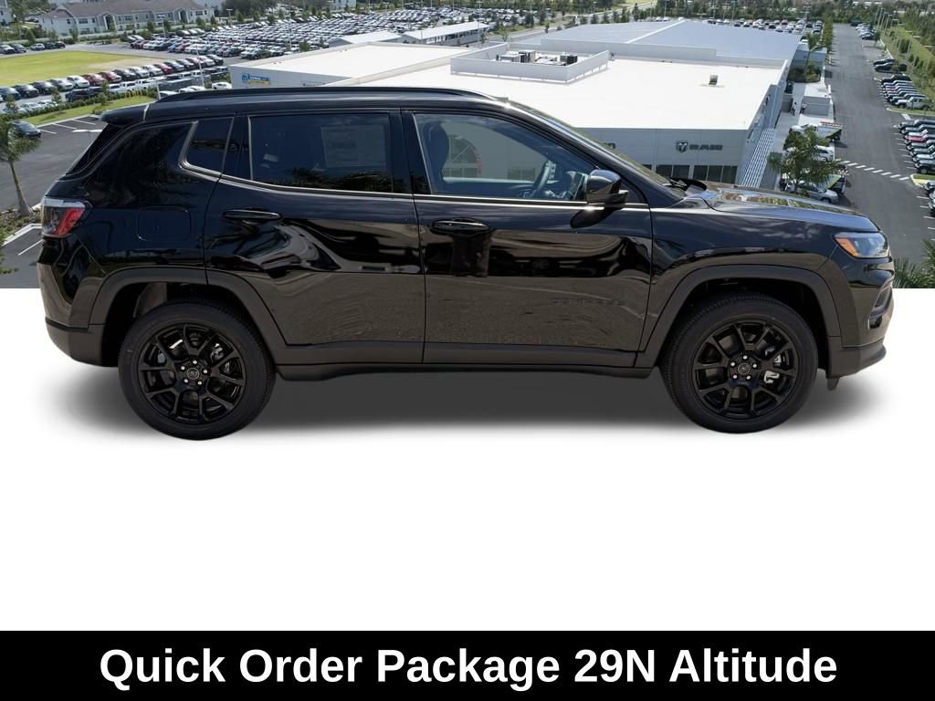 New 2026 Jeep Compass Latitude AWD/4WD image 3