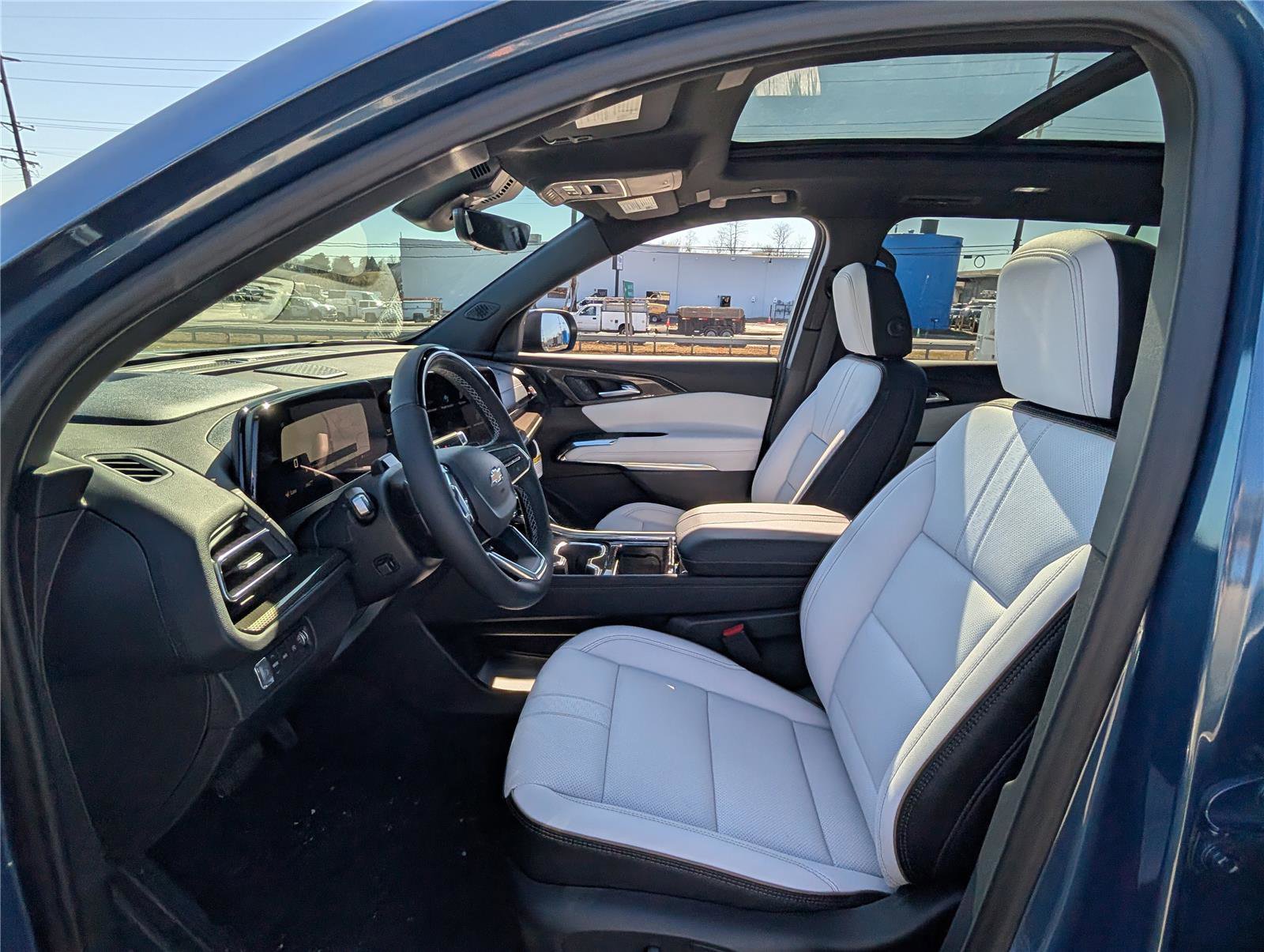 New 2026 Chevrolet Traverse High Country image 12