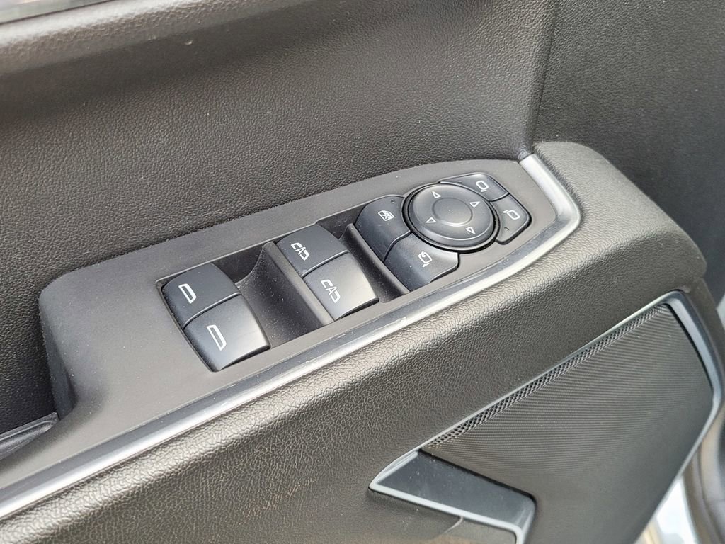 Used 2025 GMC Sierra 1500 SLT AWD/4WD image 16