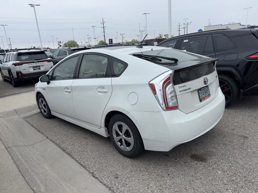 Used 2012 Toyota Prius Four w/ Deluxe Solar Roof Pkg FWD image 5