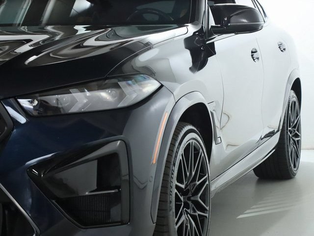 Used 2025 BMW X6 M Competition w/ Executive Package AWD/4WD image 5