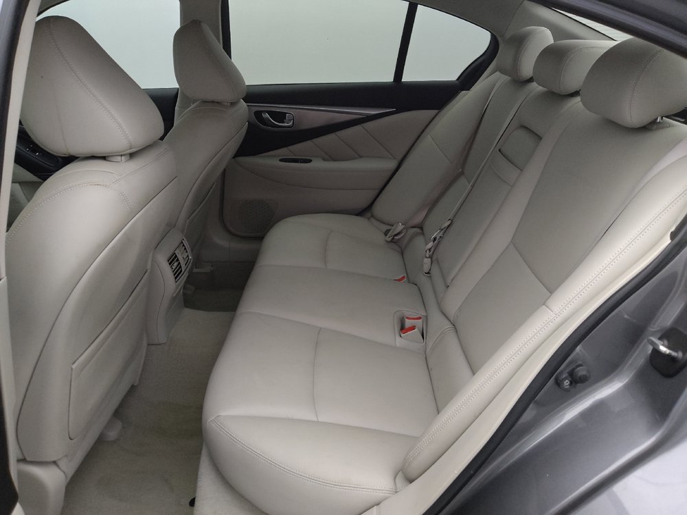 Used 2015 INFINITI Q50 Premium w/ Navigation Package RWD image 18